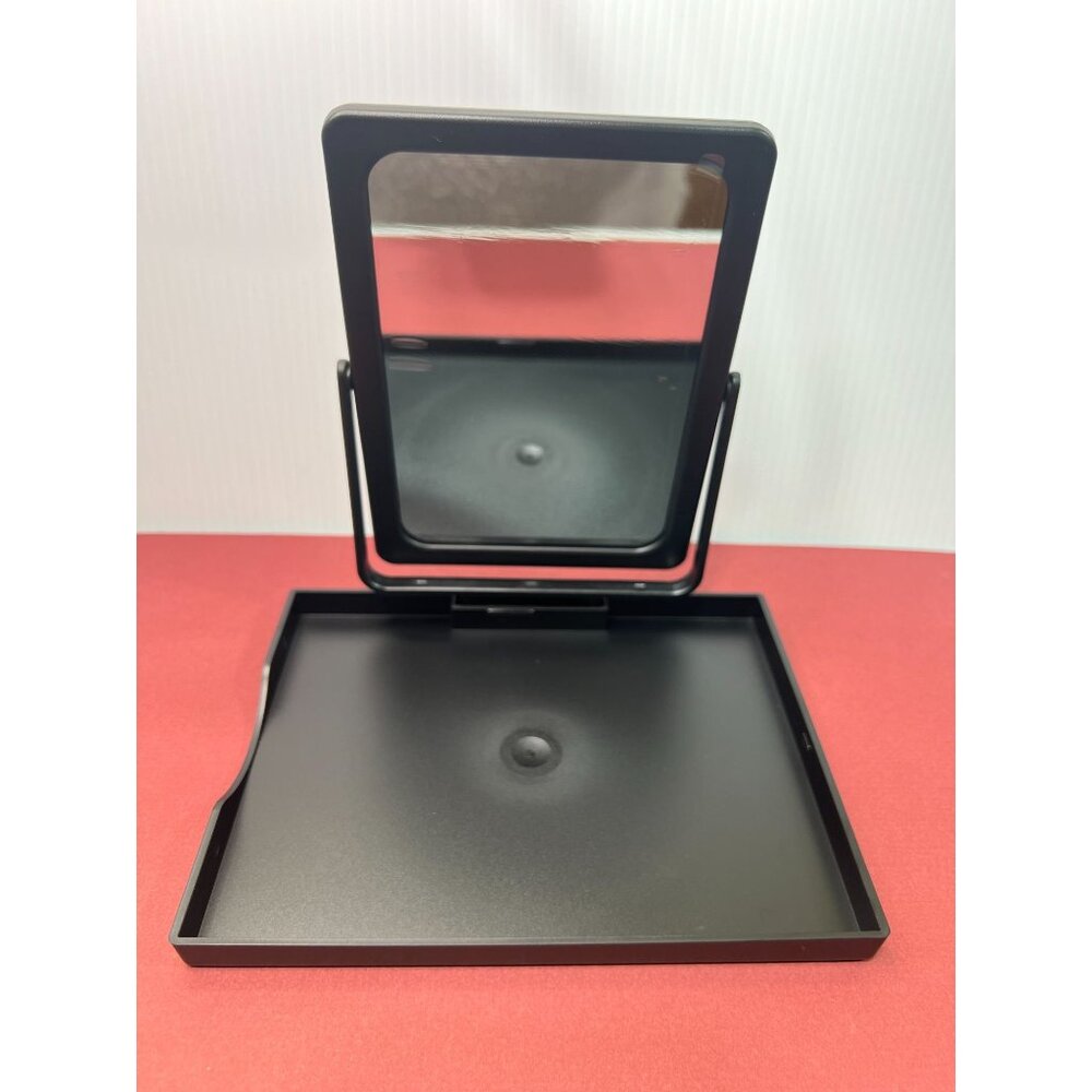 Mary Kay - Travel Set With Folding Mirror And Stand In Zippered Mesh Case
